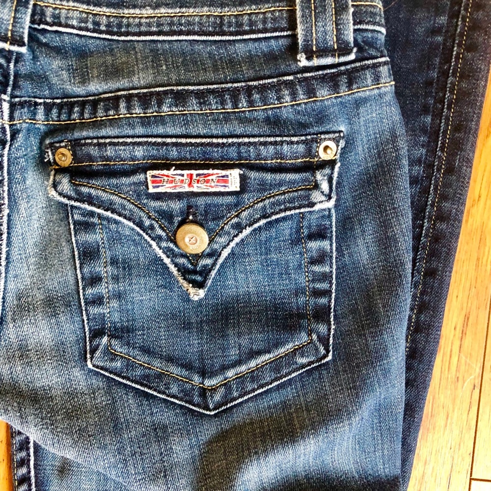 *Sold on Facebook* Hudson Bootcut DarkWash 27 - Picture 4 of 7